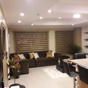Hermoso En La Victoria Apartamento Cuenca